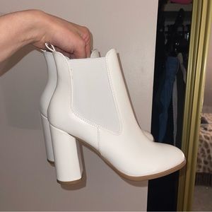 Forever21 white heeled ankle booties